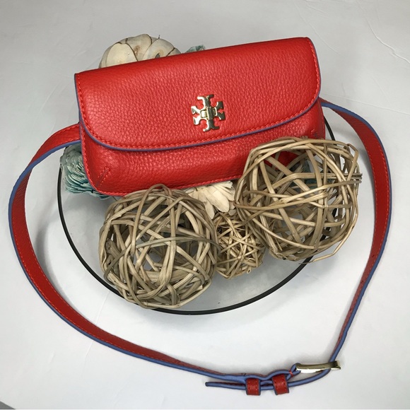 Tory Burch Handbags - Tory Burch Diana Fanny Pack